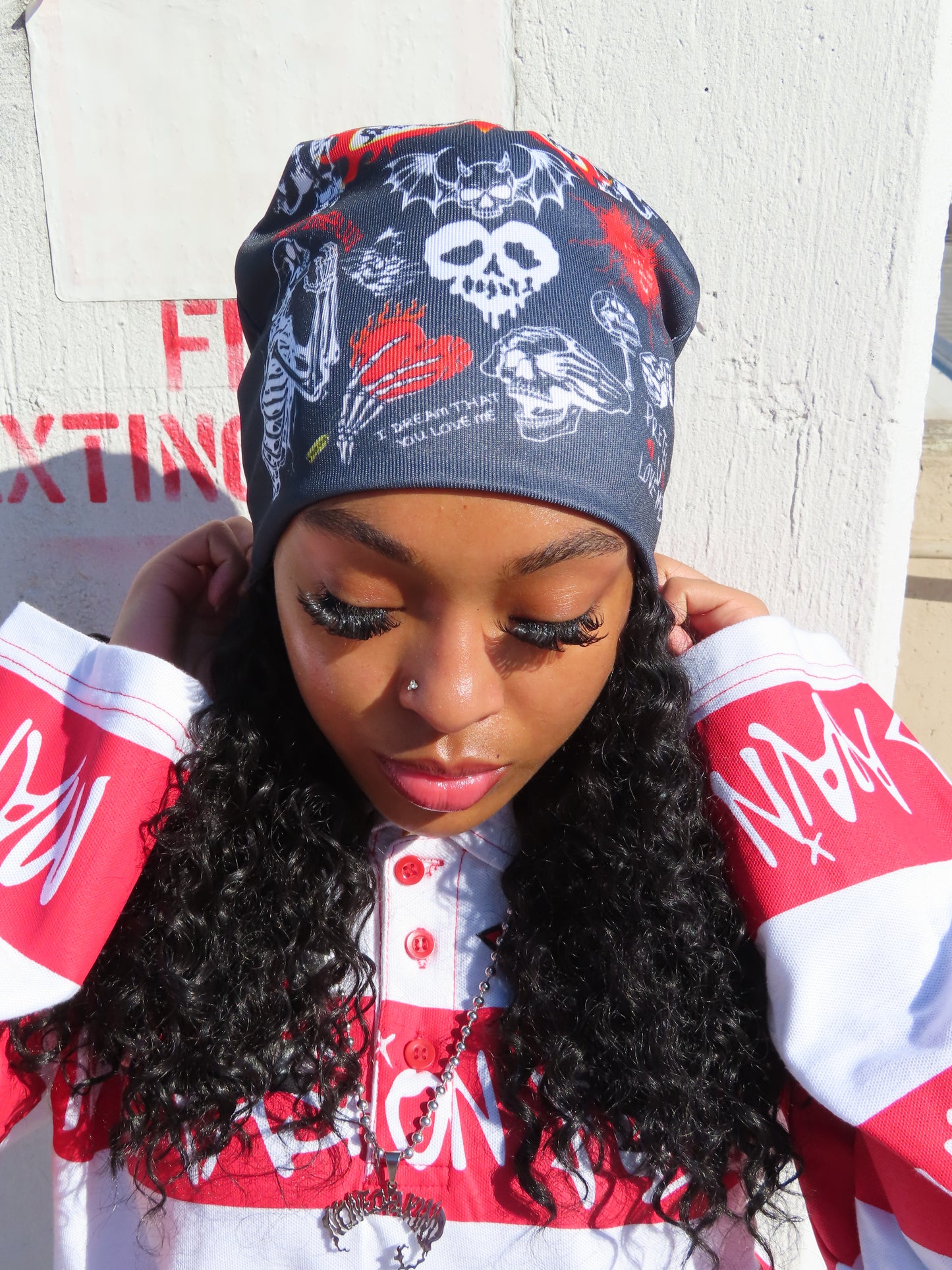 Pretend 2 love skull cap