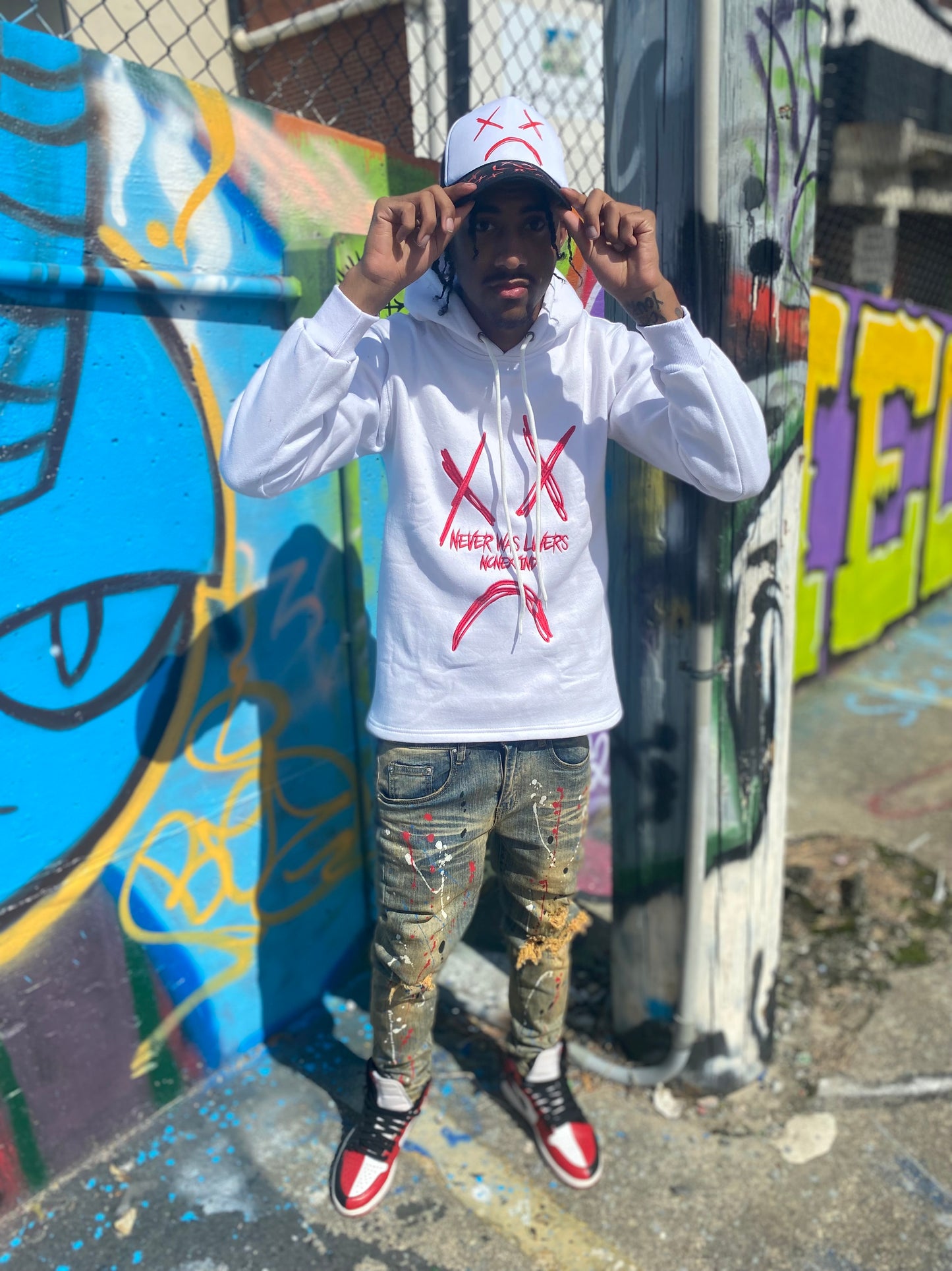 :(NEVER WAS LUVERS): PULLOVER